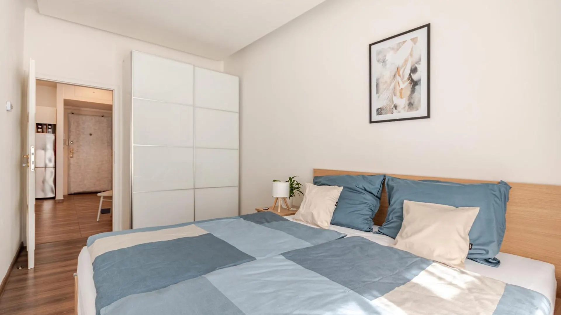 Charm Apartment Deco Near Old Town, All-Friendly Prague